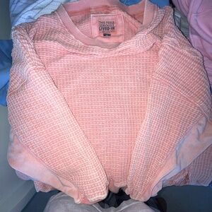 never worn!! aerie sweater, salmon, xs, waffle style